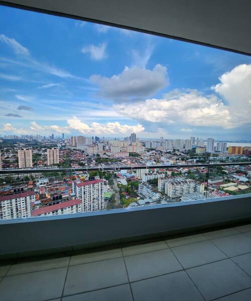 Central Park condominium - 5