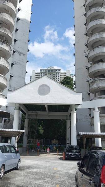 Vista Condominium - 2