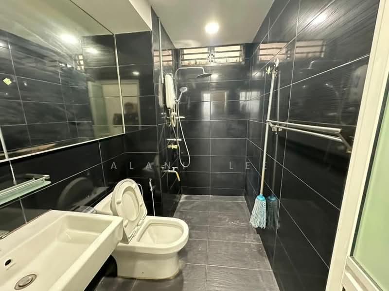 Indah Court Apartment - 5