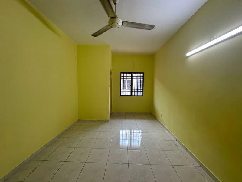 Kristal Court @ Section 7 - 4