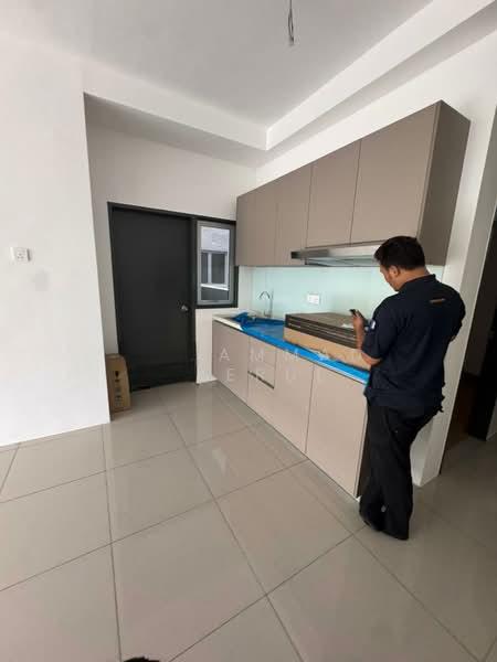 Suasana Aman - 3