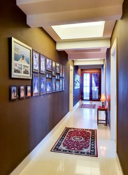 The Cove Condominium - 3