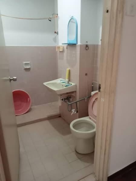 Mawar Apartment - 4