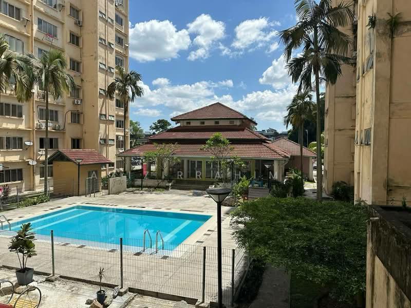 Kenaria Condominium - 4