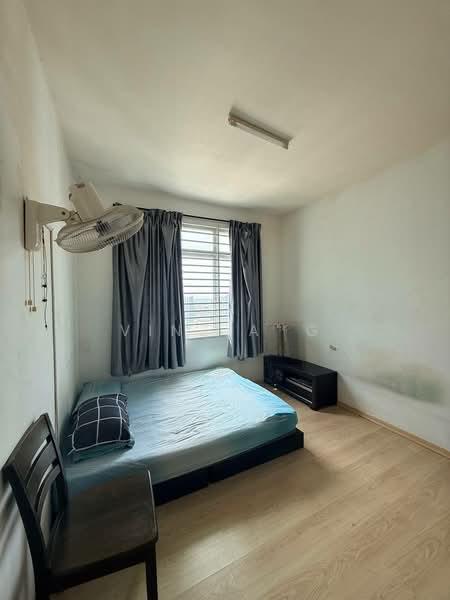 Larkin Heights - 4