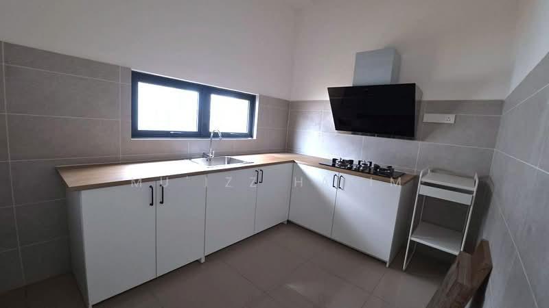 Sejati Lakeside 2 - 5