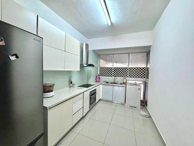 Gurney Park Condominium - 5