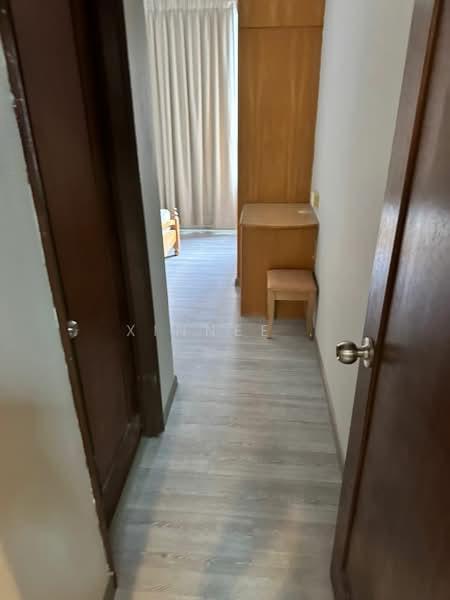 Gurney Park Condominium - 4