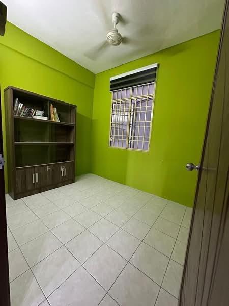 Desa Bayan Apartment - 4