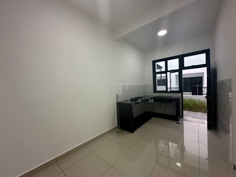 Taman Mutiara Maju - 4