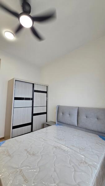 Kings Bay @ Country Garden Danga Bay - 4