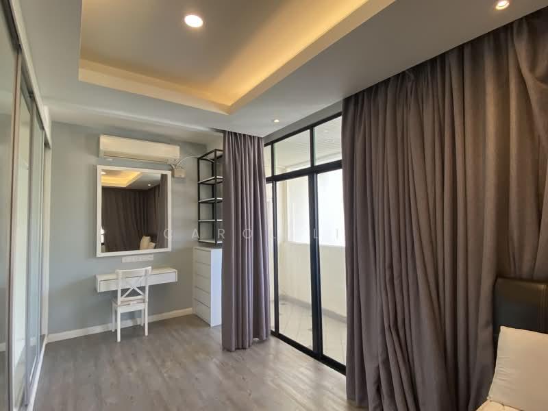 Regal Villa - 2