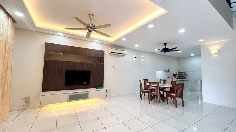 Taman Nusa Sentral - 1