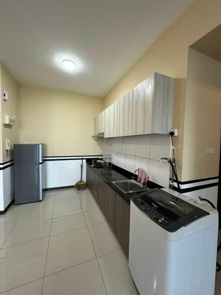Molek Regency - 2