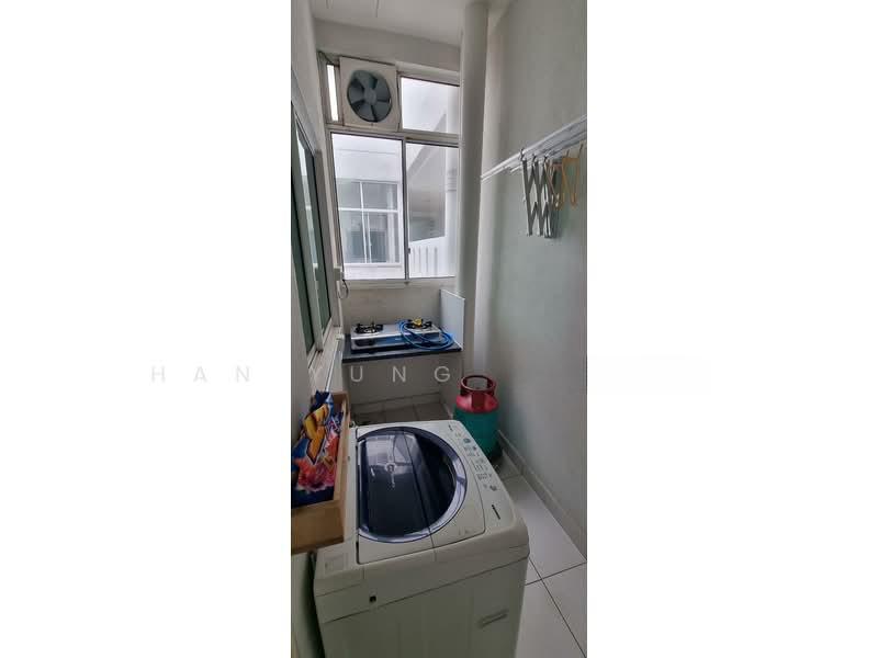 La Thea Residences - 4