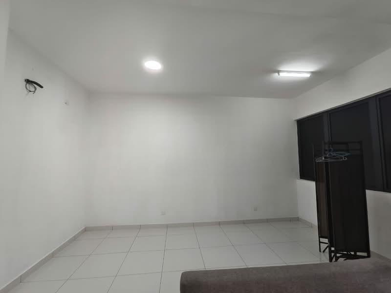 Kiara Plaza - 2