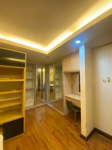 Mutiara Anggerik - 5