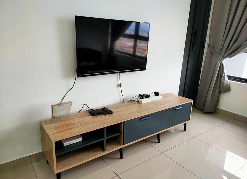 Lakeville Residence - 1