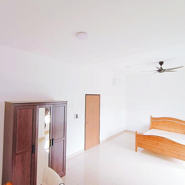 Taman Impian Emas | Fully Furnished Backyard Fully Covered - 5