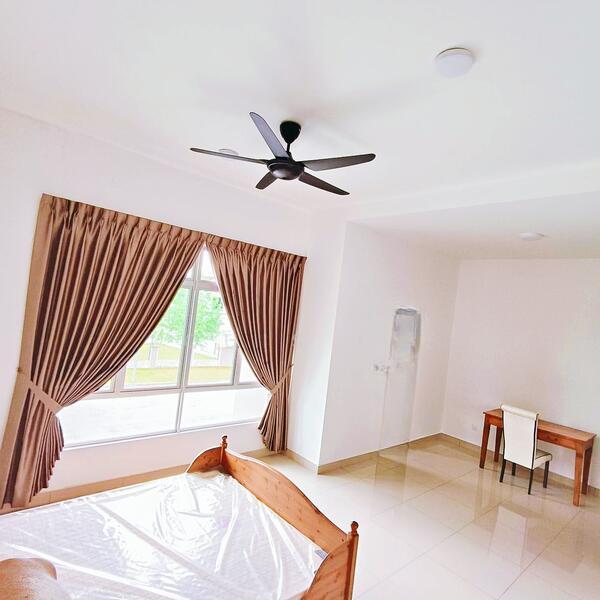 Taman Impian Emas | Fully Furnished Backyard Fully Covered - 4