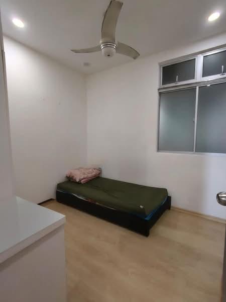 Larkin Heights - 4
