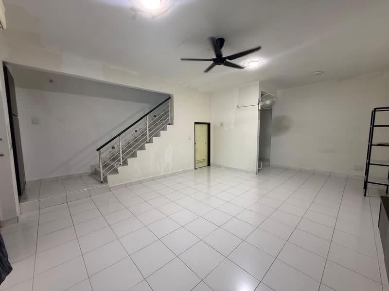 BUKIT INDAH BANDAR NUSAJAYA - 3