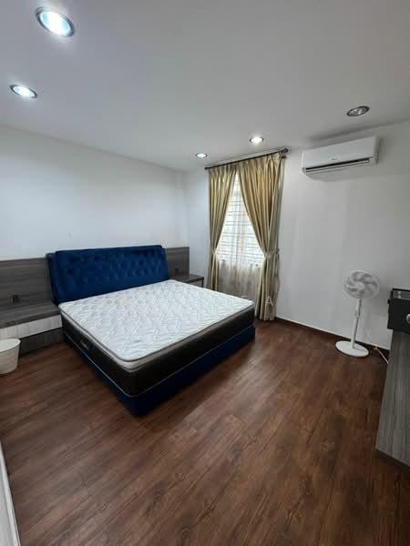 Lake View Suites - 2
