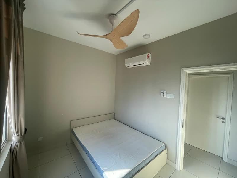 Paraiso Residence @ The Earth - 3