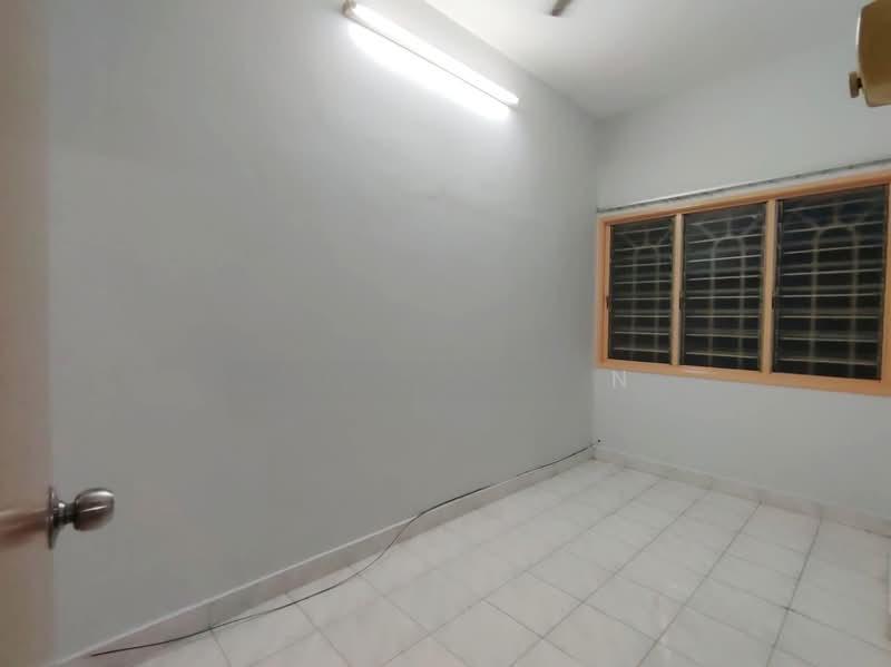 Taman Putra Prima - 5