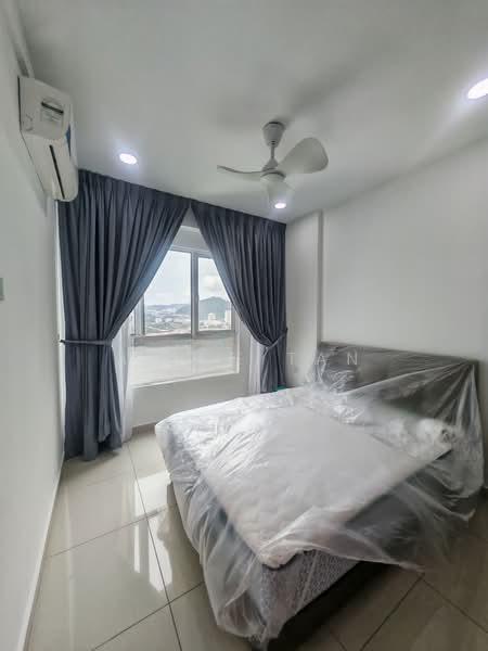 Tropicana Bay Residences - 3
