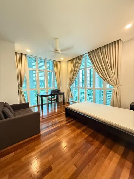 One Medini - 4