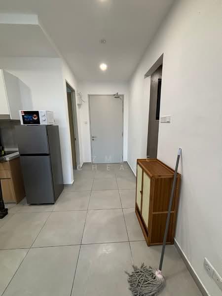 YOLO Signature Suites - 3