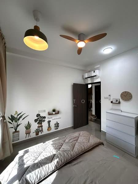 TRELLIS RESIDENCES - 4