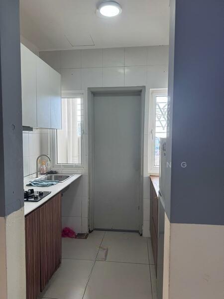 Seasons Amara Larkin - 2