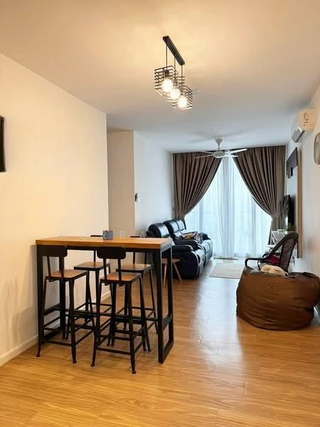 Lakefront Residence - 2