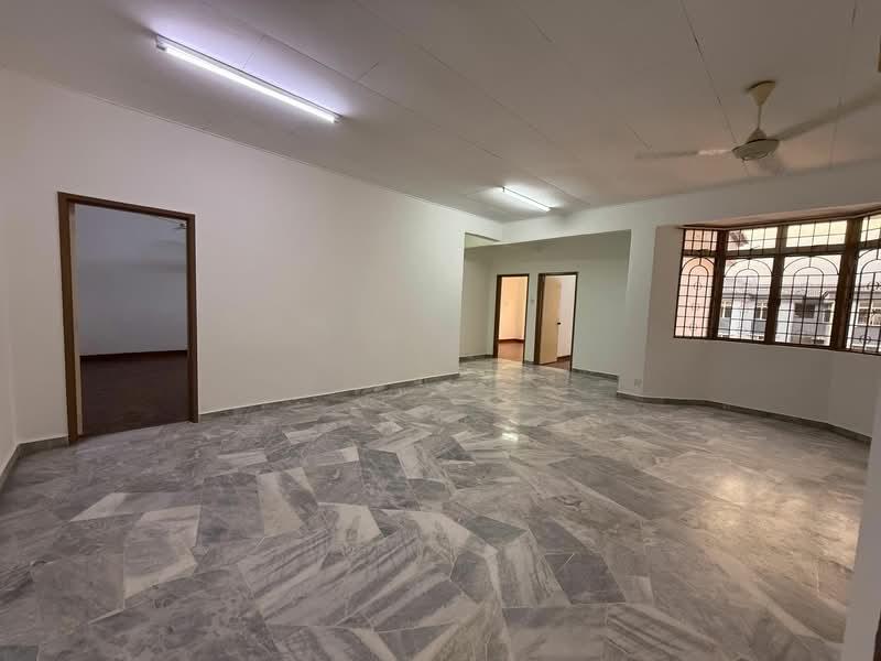 Subang Perdana Goodyear Court 10 - 2