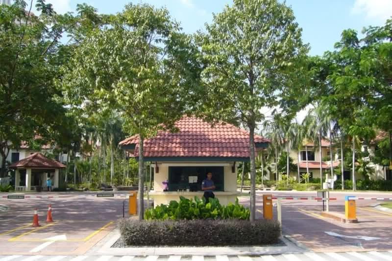 Nadia Parkfront - 4