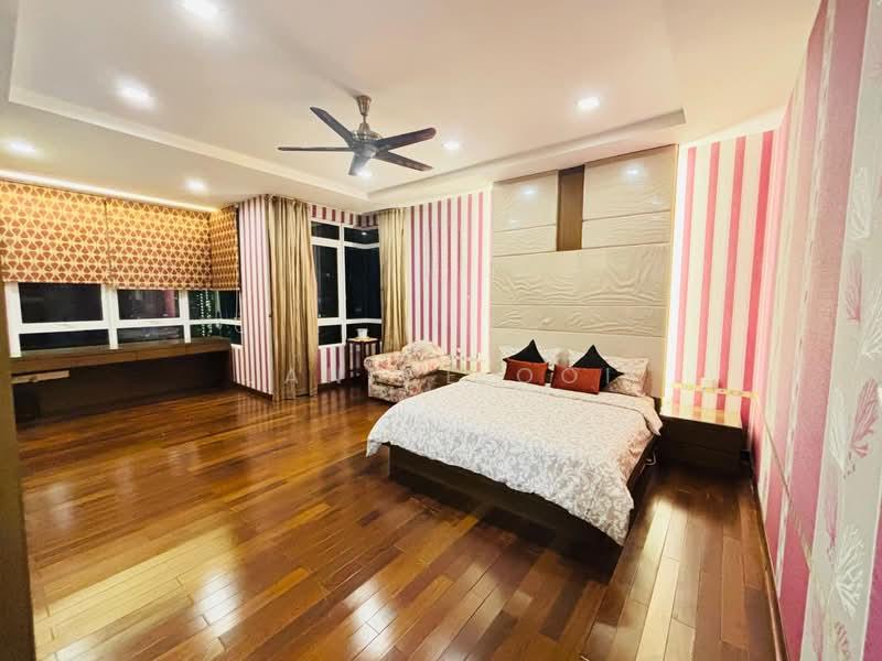 H Residence (One Ritz Residence / Kelawai View) - 4