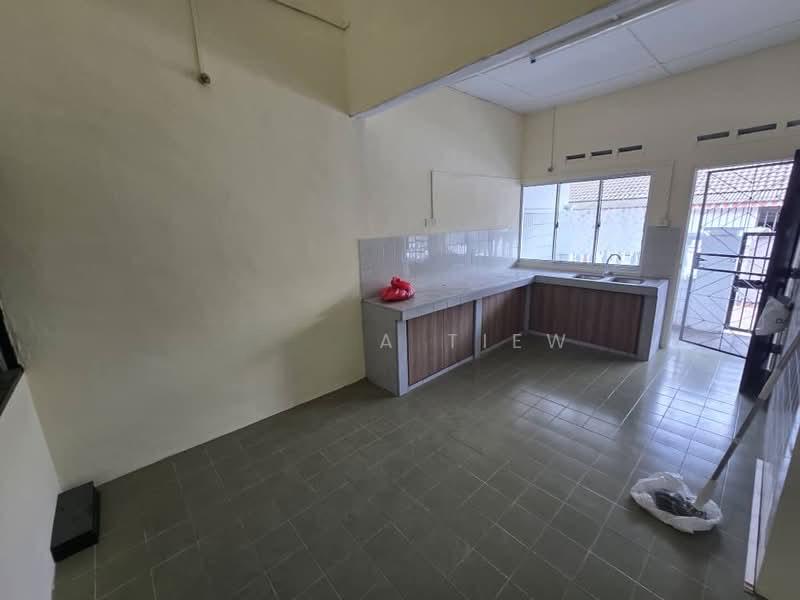 Taman Johor jaya - 2