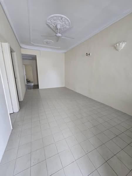 Taman Johor jaya - 1