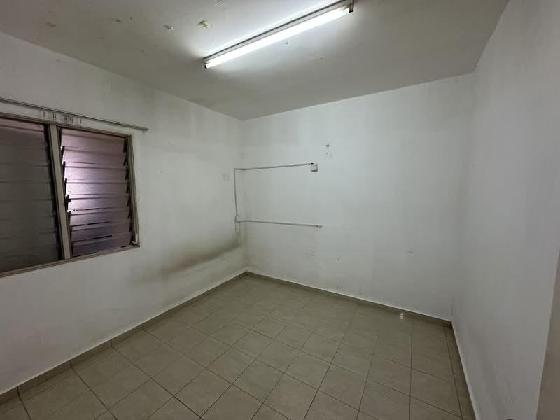 Permai Lake View Apartment - 3