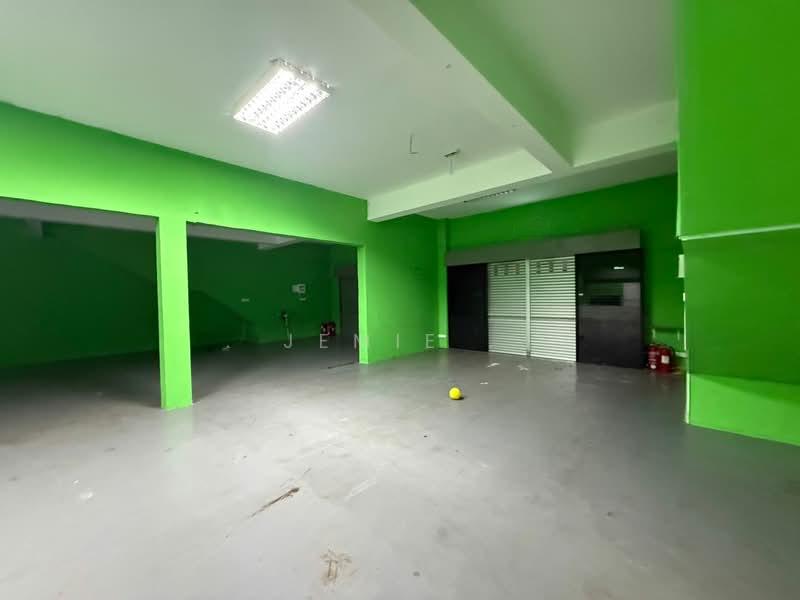 Taman Desa Cemerlang - 4
