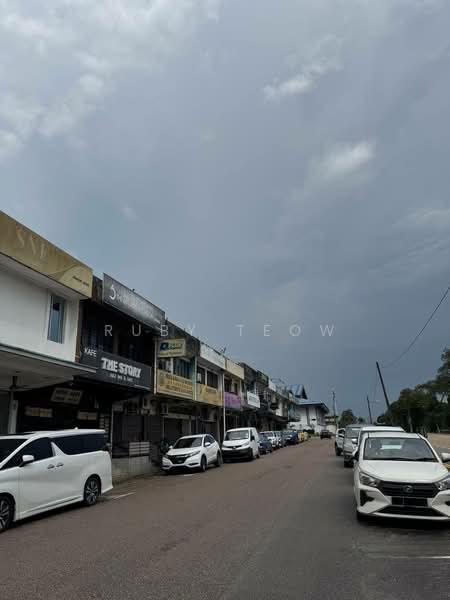 Johor Jaya, Jalan Dedap - 2 Storey Shop Lot (Whole Block) for Rent - 4
