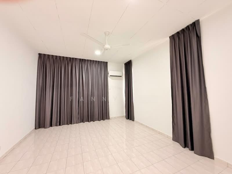 Bandar Bukit Tinggi 2 - 5