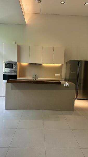 The Edge of U-Thant - 3