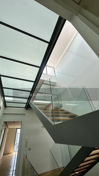 The Edge of U-Thant - 5