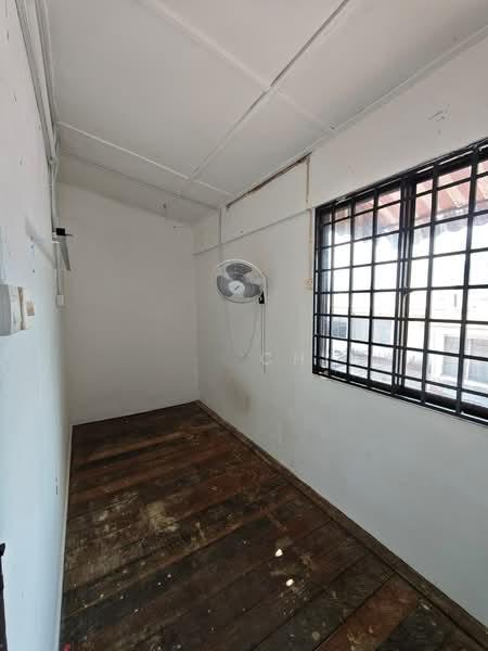 Rumah Pangsa Permas Jaya - 4
