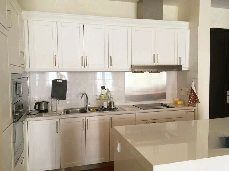 Quayside Seafront Resort Condominiums - 4