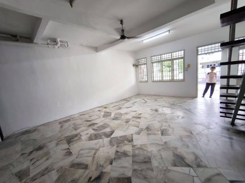 Prisma Cheras - 2