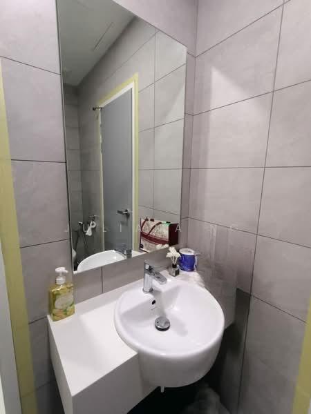 Dorsett Waterfront Subang - 2